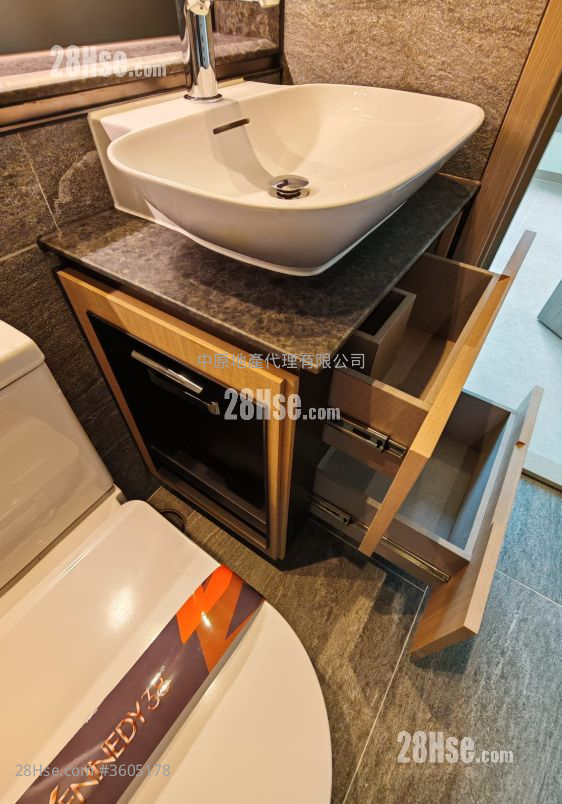 Kennedy 38 Rental 1 Bedroom , 1 Bathroom 292 ft² Kennedy 38 Rental 1 Bedroom , 1 Bathroom 292 ft²
