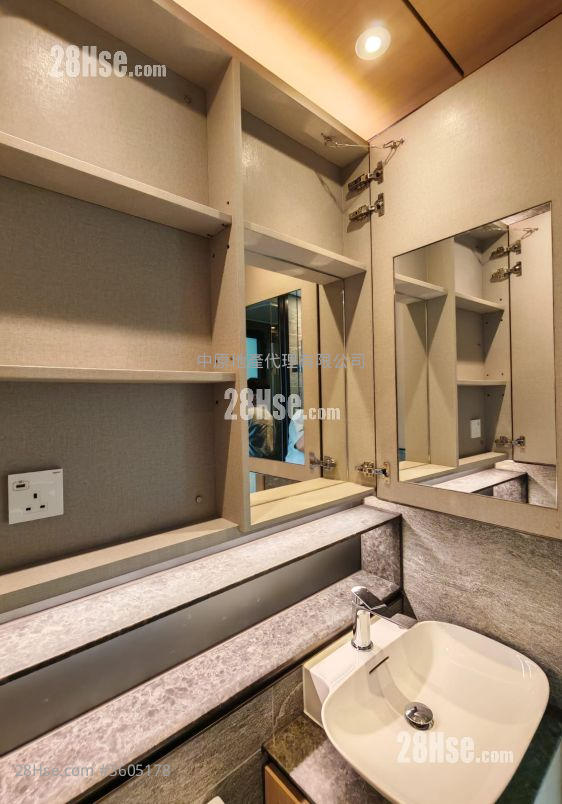 Kennedy 38 Rental 1 Bedroom , 1 Bathroom 292 ft² Kennedy 38 Rental 1 Bedroom , 1 Bathroom 292 ft²