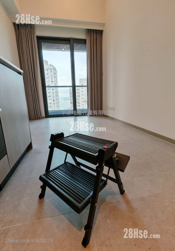 Kennedy 38 Rental 1 Bedroom , 1 Bathroom 292 ft² Kennedy 38 Rental 1 Bedroom , 1 Bathroom 292 ft²