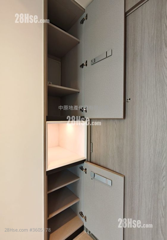 Kennedy 38 Rental 1 Bedroom , 1 Bathroom 292 ft² Kennedy 38 Rental 1 Bedroom , 1 Bathroom 292 ft²