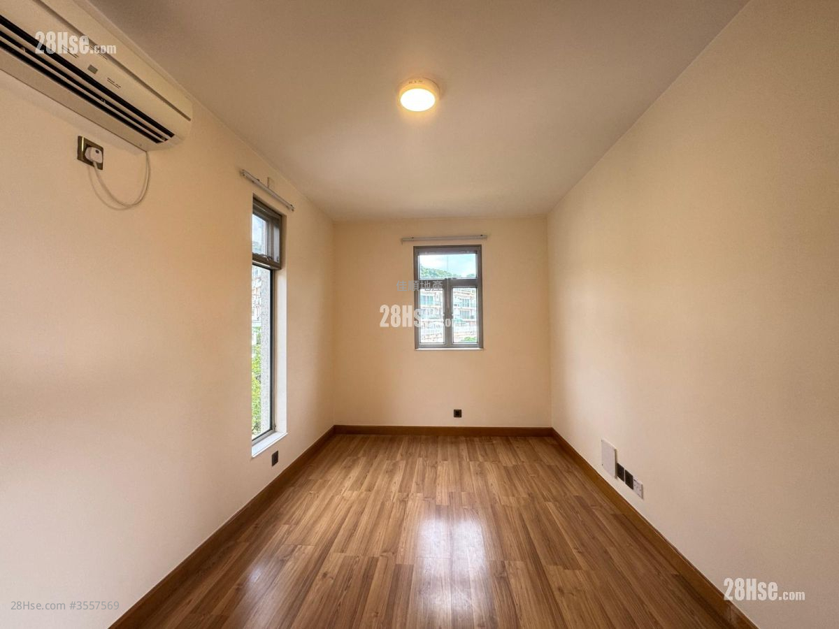 Village Rental 2 Bedrooms , 1 Bathroom Village Rental 2 Bedrooms , 1 Bathroom