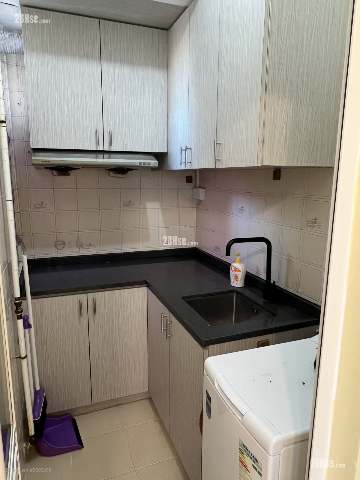 Hong Ning Court Sell 2 Bedrooms , 1 Bathroom 358 ft² Hong Ning Court Sell 2 Bedrooms , 1 Bathroom 358 ft²
