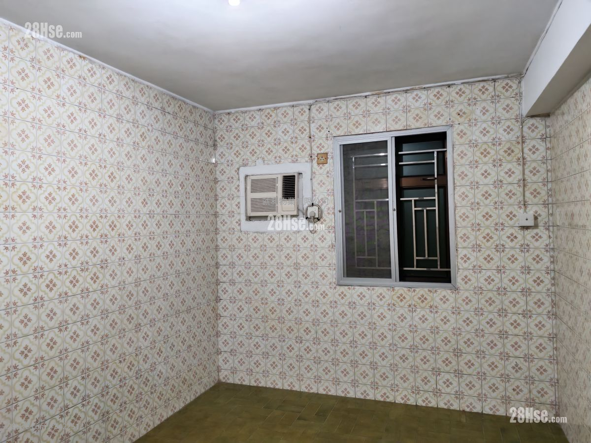 Village Rental 2 Bedrooms , 1 Bathroom 630 ft² Village Rental 2 Bedrooms , 1 Bathroom 630 ft²