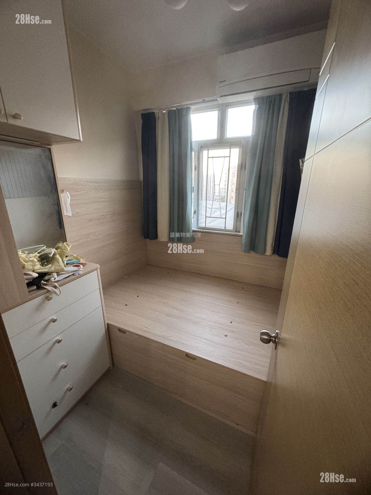 Kin Yip Building Rental 2 Bedrooms , 1 Bathroom