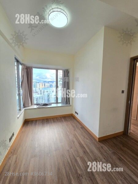 Stars By The Harbour Sell 3 Bedrooms 728 ft² Stars By The Harbour Sell 3 Bedrooms 728 ft²