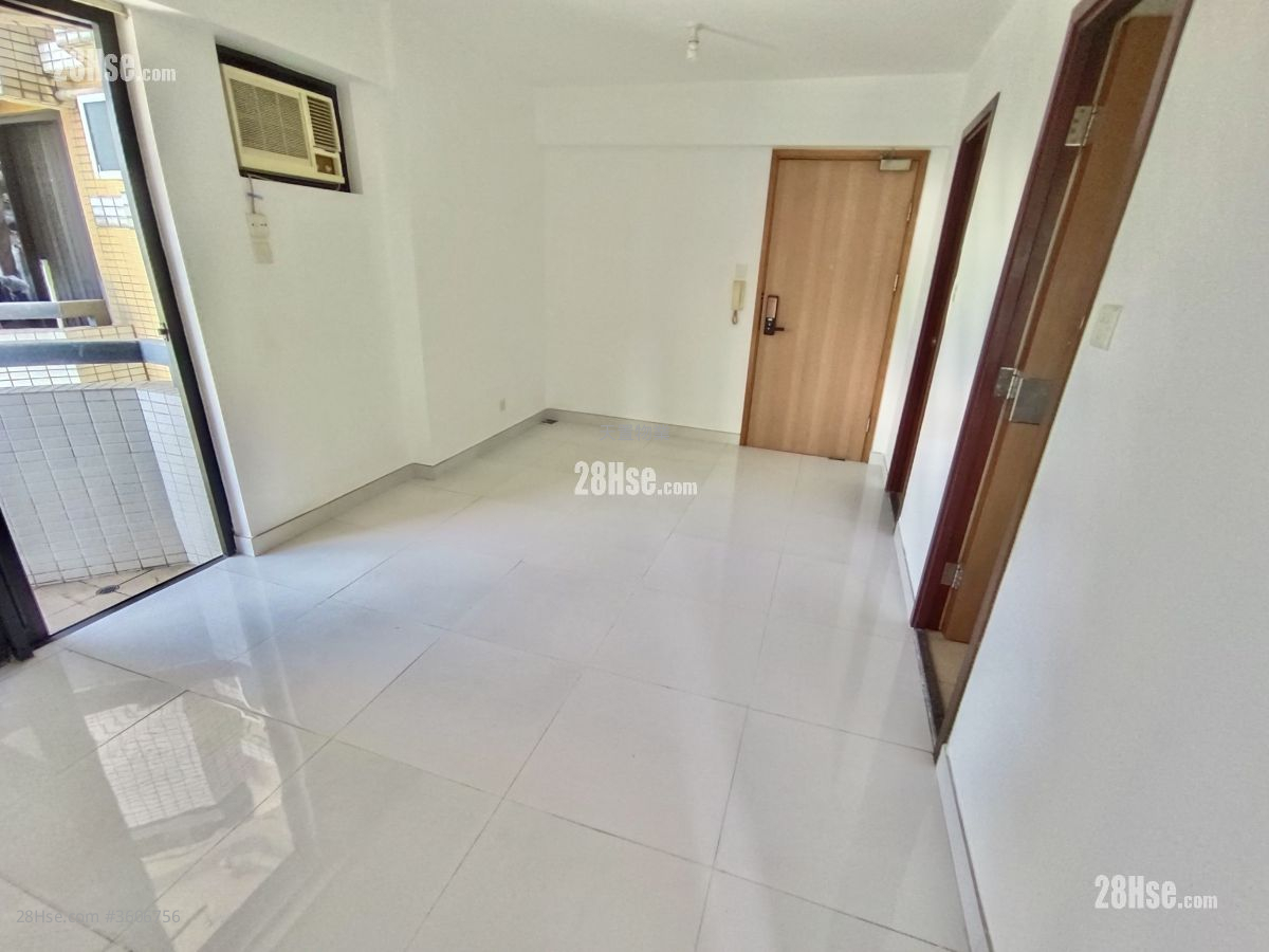 The Sherwood Sell 3 Bedrooms 568 ft² The Sherwood Sell 3 Bedrooms 568 ft²