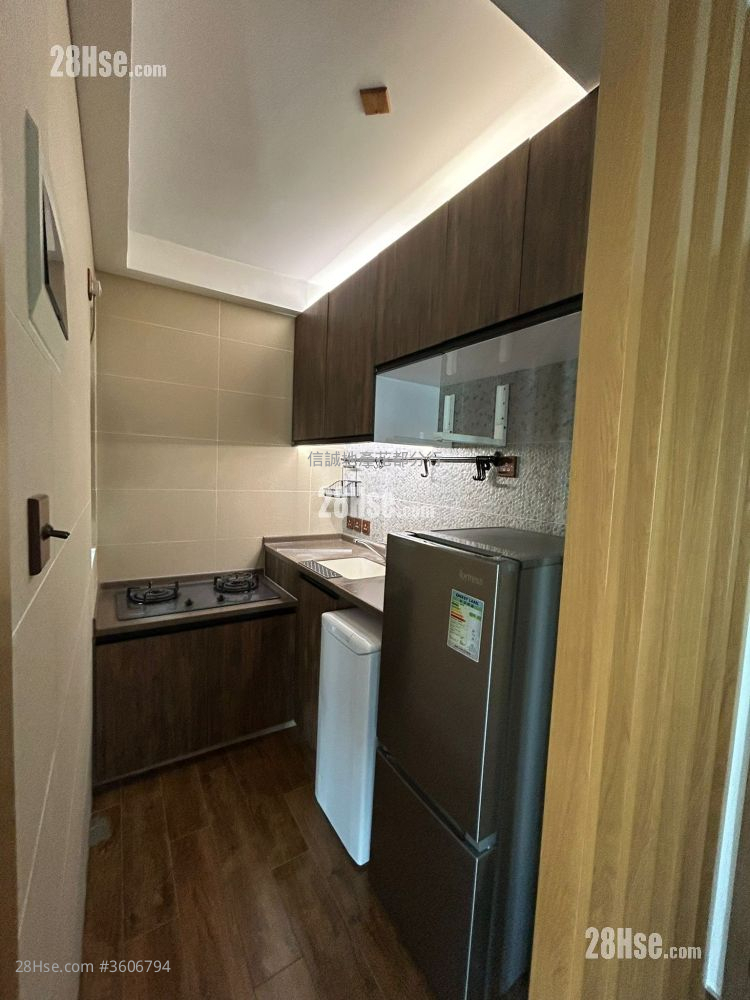 Flora Plaza Rental 2 Bedrooms , 1 Bathroom 370 ft² Flora Plaza Rental 2 Bedrooms , 1 Bathroom 370 ft²