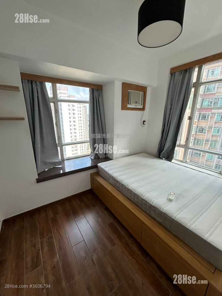Flora Plaza Rental 2 Bedrooms , 1 Bathroom 370 ft² Flora Plaza Rental 2 Bedrooms , 1 Bathroom 370 ft²