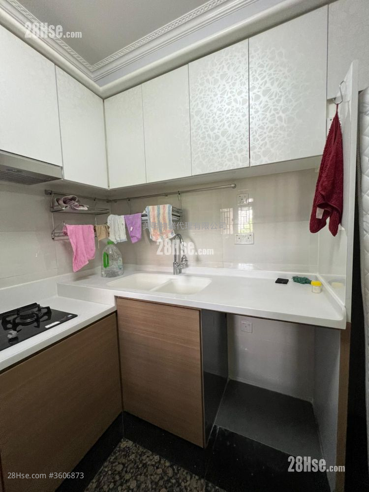Dragon View Rental 3 Bedrooms , 2 Bathrooms 792 ft² Dragon View Rental 3 Bedrooms , 2 Bathrooms 792 ft²