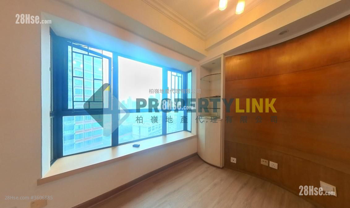 Wilton Place Sell 573 ft² Wilton Place Sell 573 ft²