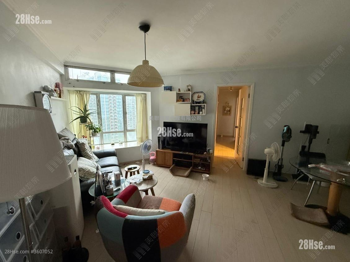 Laguna City Sell 3 Bedrooms 687 ft² Laguna City Sell 3 Bedrooms 687 ft²