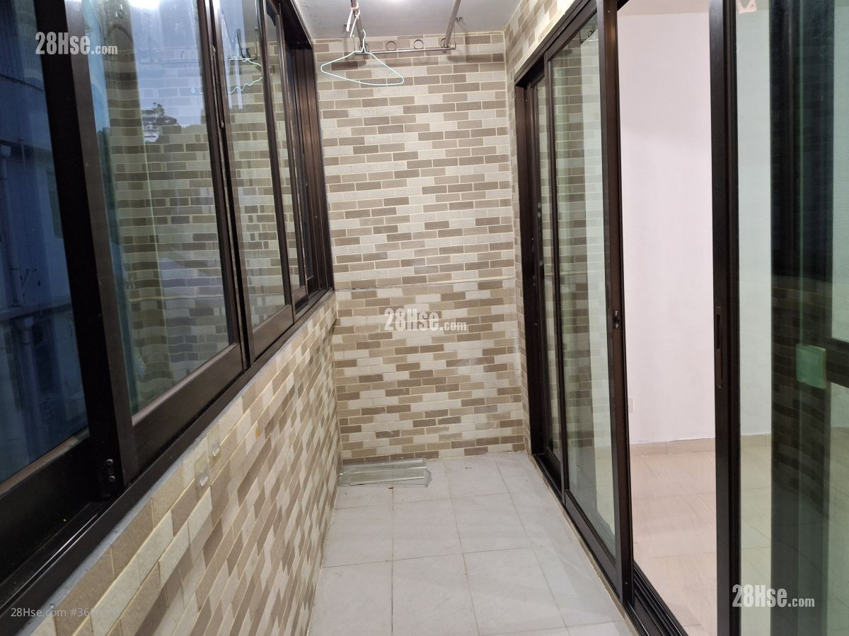 Shueng Kwai Chuen Tsuen Rental 2 Bedrooms , 1 Bathroom 670 ft² Shueng Kwai Chuen Tsuen Rental 2 Bedrooms , 1 Bathroom 670 ft²