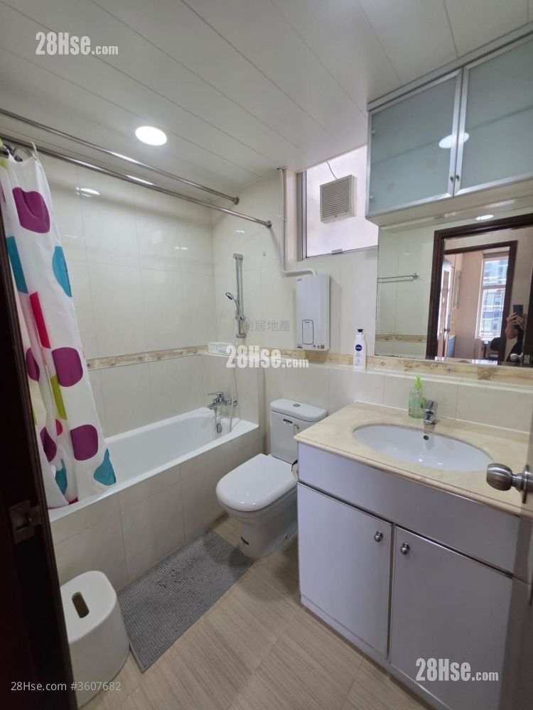 Taikoo Shing Sell 3 Bedrooms , 2 Bathrooms 680 ft² Taikoo Shing Sell 3 Bedrooms , 2 Bathrooms 680 ft²