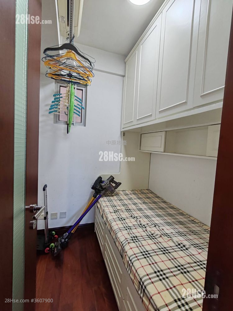 servant’s room: The Harbourside Sell 2 Bedrooms , 2 Bathrooms 750 ft² servant’s room: The Harbourside Sell 2 Bedrooms , 2 Bathrooms 750 ft²