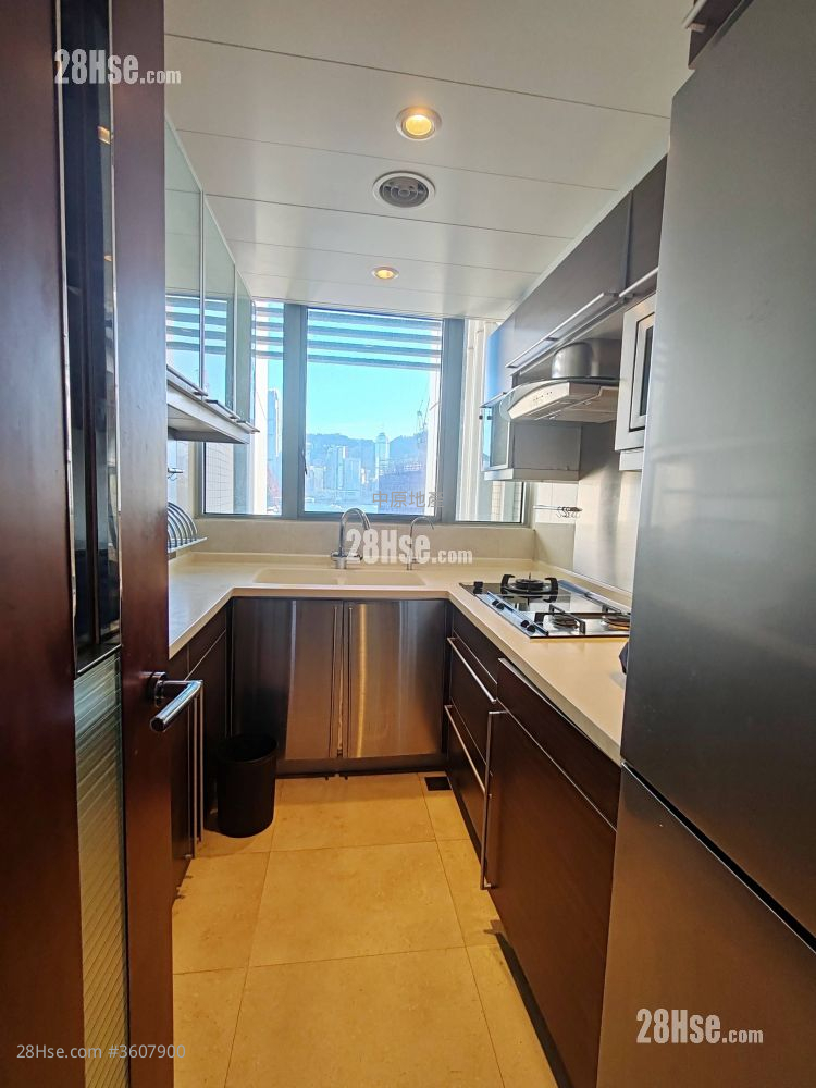 kitchen: The Harbourside Sell 2 Bedrooms , 2 Bathrooms 750 ft² kitchen: The Harbourside Sell 2 Bedrooms , 2 Bathrooms 750 ft²