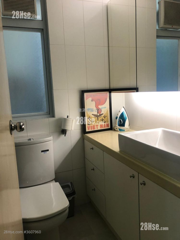 唐樓 租盤 1 房 , 1 浴室 403 平方呎 唐樓 租盤 1 房 , 1 浴室 403 平方呎