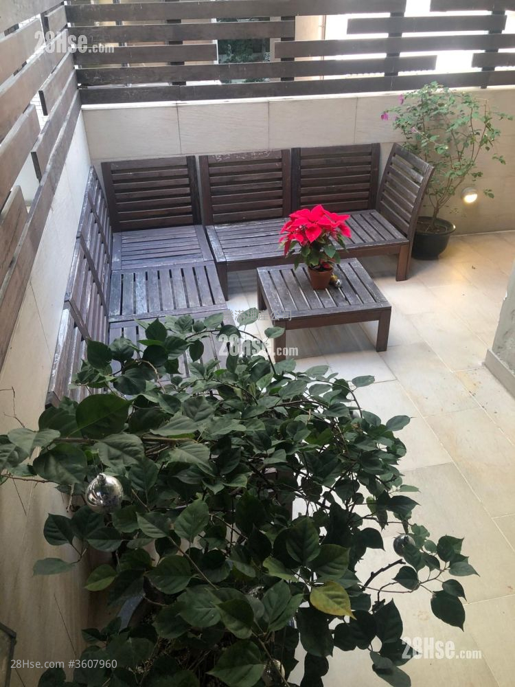 唐樓 租盤 1 房 , 1 浴室 403 平方呎 唐樓 租盤 1 房 , 1 浴室 403 平方呎