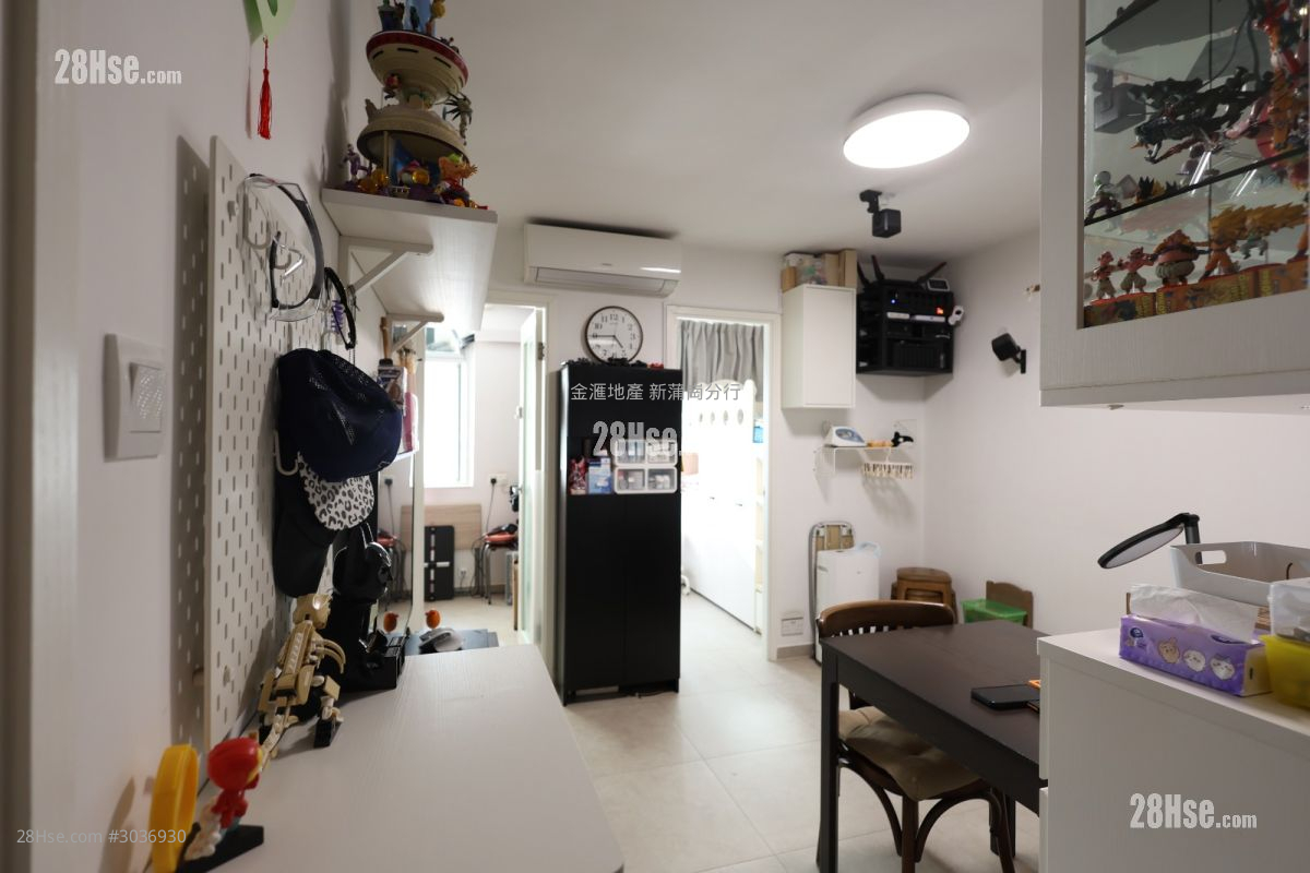 Tung Tau (Ii) Estate Sell 3 Bedrooms , 1 Bathroom 377 ft² Tung Tau (Ii) Estate Sell 3 Bedrooms , 1 Bathroom 377 ft²