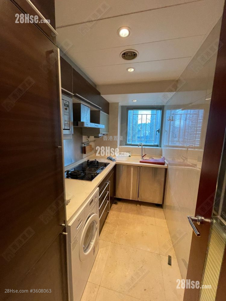 The Harbourside Rental 2 Bedrooms , 2 Bathrooms 743 ft² The Harbourside Rental 2 Bedrooms , 2 Bathrooms 743 ft²