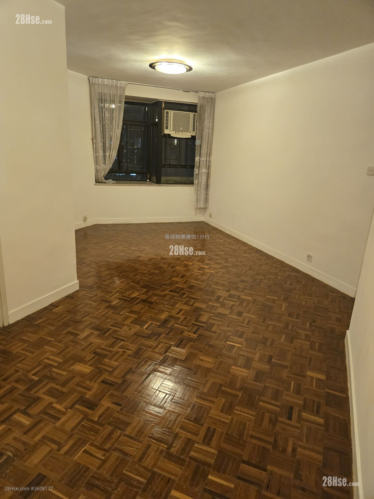 Kornhill Rental 3 Bedrooms , 2 Bathrooms 710 ft² Kornhill Rental 3 Bedrooms , 2 Bathrooms 710 ft²