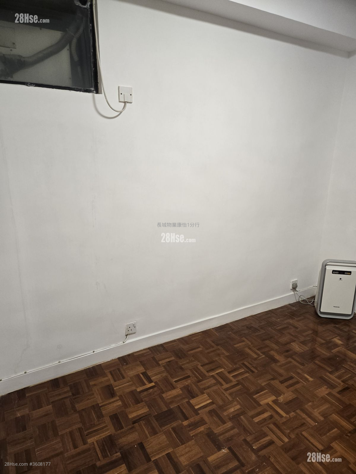 Kornhill Rental 3 Bedrooms , 2 Bathrooms 710 ft² Kornhill Rental 3 Bedrooms , 2 Bathrooms 710 ft²