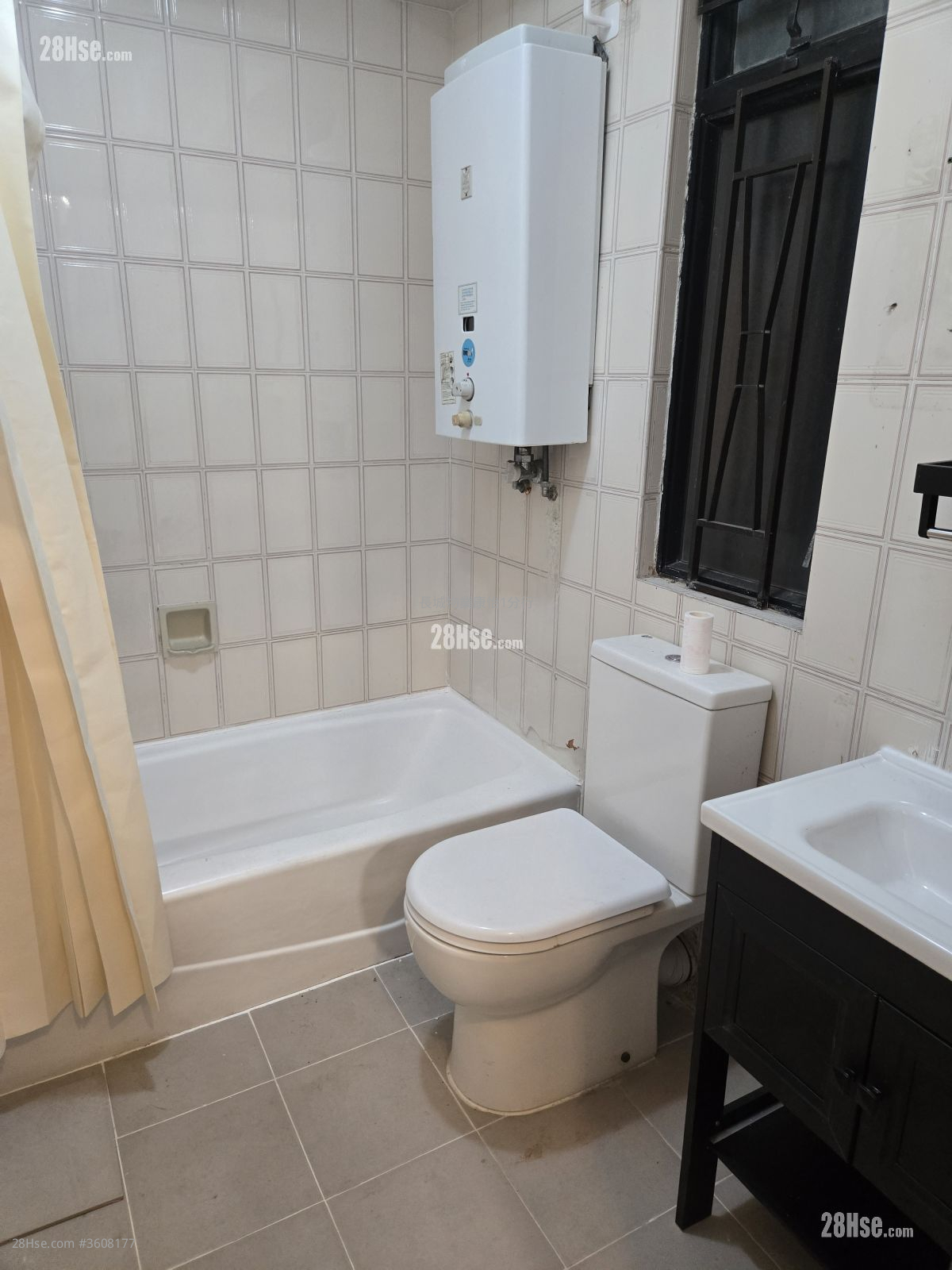 Kornhill Rental 3 Bedrooms , 2 Bathrooms 710 ft² Kornhill Rental 3 Bedrooms , 2 Bathrooms 710 ft²