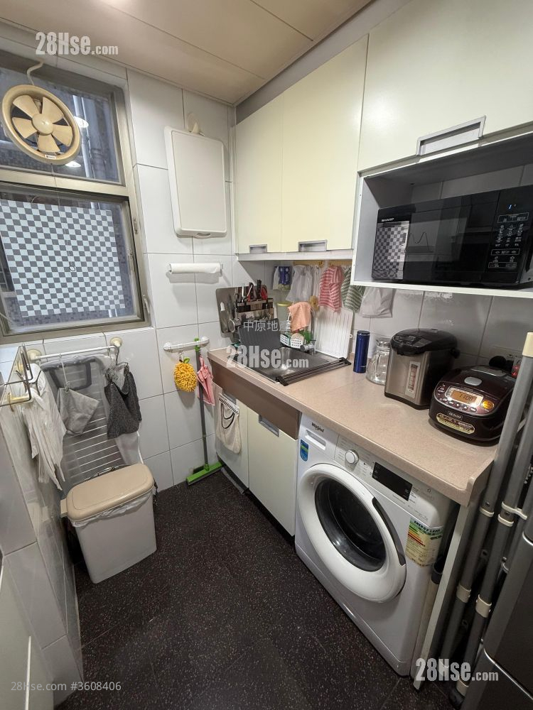 Yoho Town Sell 2 Bedrooms 433 ft² Yoho Town Sell 2 Bedrooms 433 ft²
