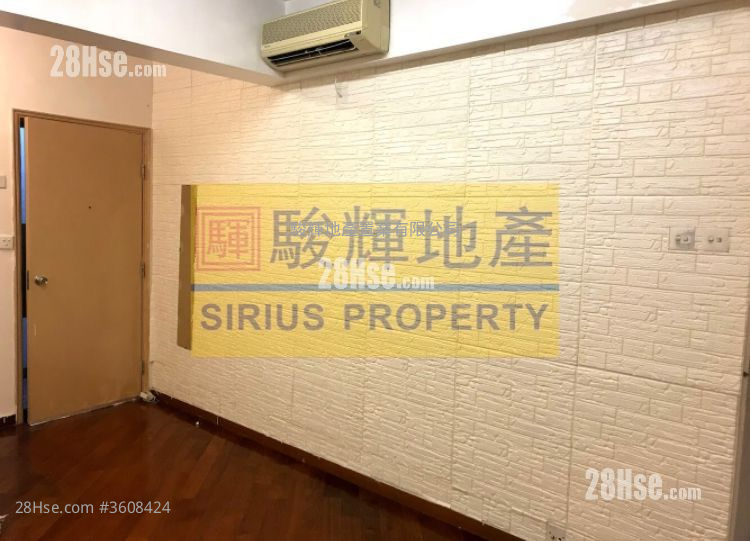 Cosmopolitan Estate Sell Studio , 1 Bathroom 288 ft² Cosmopolitan Estate Sell Studio , 1 Bathroom 288 ft²