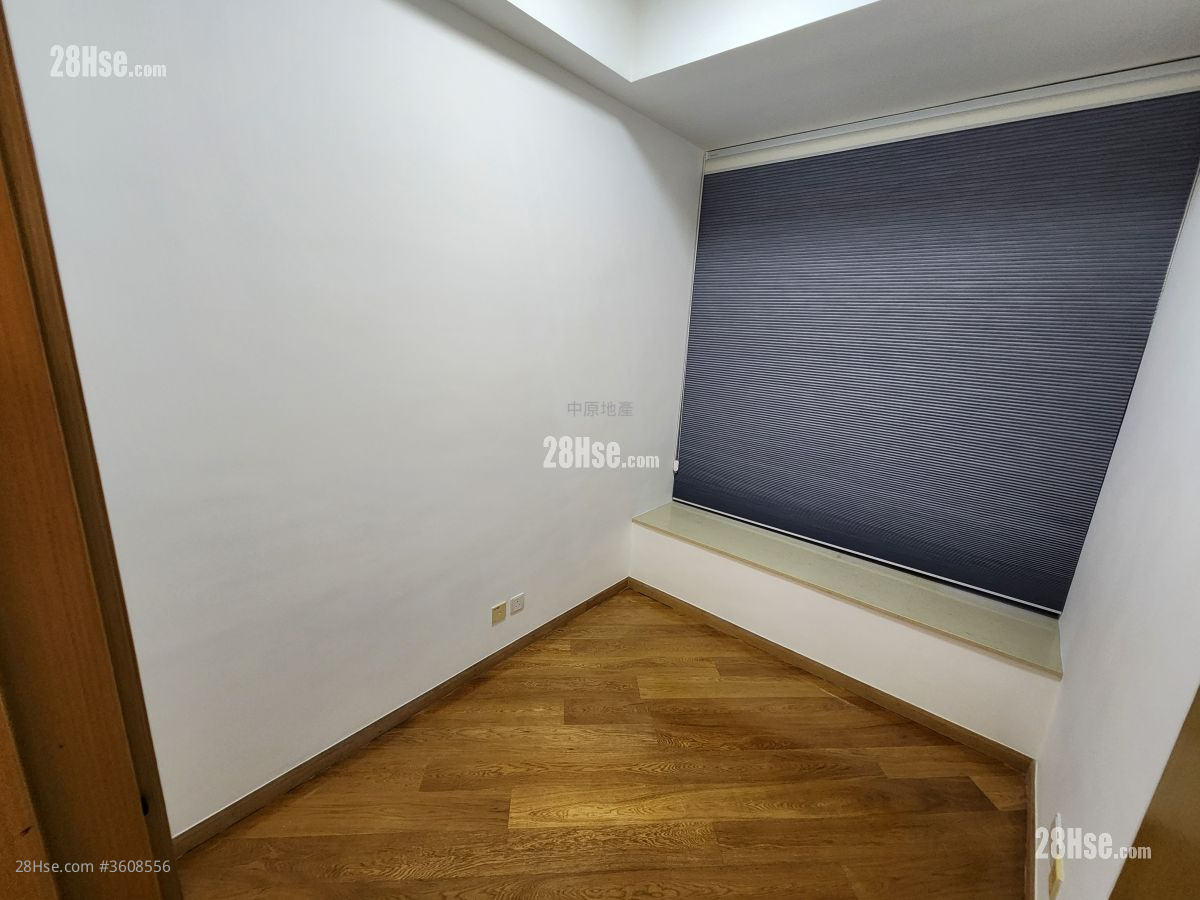 The Woodsville Sell 3 Bedrooms , 2 Bathrooms 765 ft² The Woodsville Sell 3 Bedrooms , 2 Bathrooms 765 ft²
