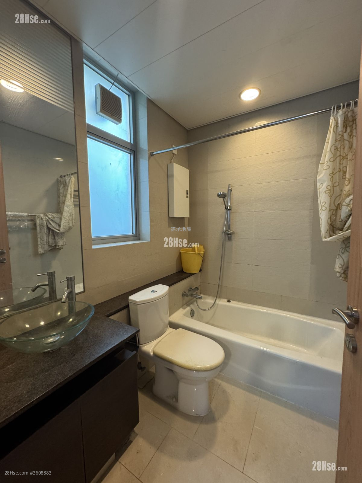 Miami Crescent Rental 5+ Bedrooms , 5+ Bathrooms 2,482 ft² Miami Crescent Rental 5+ Bedrooms , 5+ Bathrooms 2,482 ft²