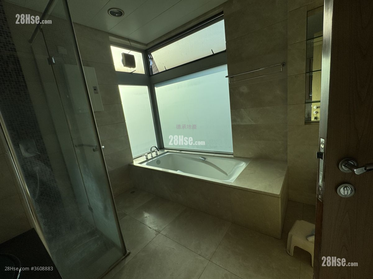 Miami Crescent Rental 5+ Bedrooms , 5+ Bathrooms 2,482 ft² Miami Crescent Rental 5+ Bedrooms , 5+ Bathrooms 2,482 ft²