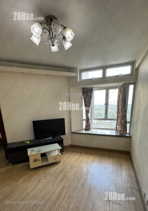 Kingswood Villas Sell 2 Bedrooms , 1 Bathroom 442 ft² Kingswood Villas Sell 2 Bedrooms , 1 Bathroom 442 ft²