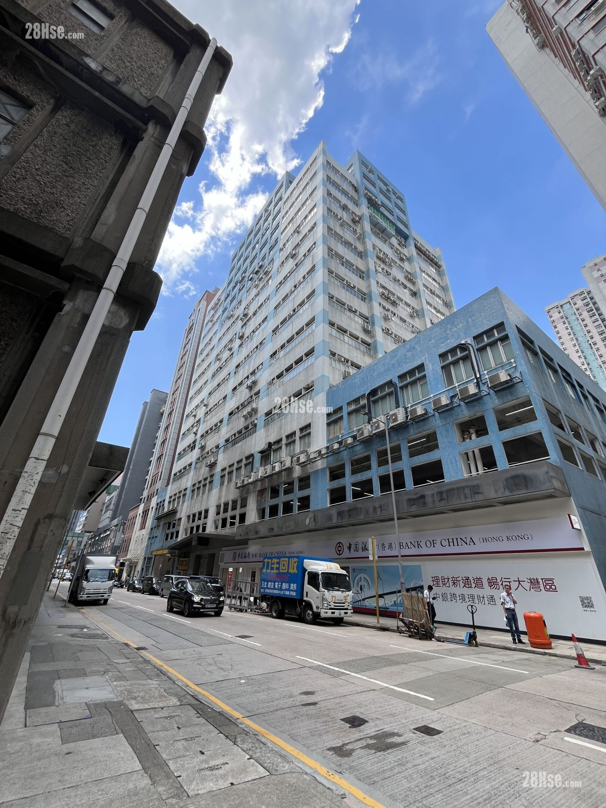 Kwai Cheong Centre Rental 2 Bedrooms , 2 Toilets Kwai Cheong Centre Rental 2 Bedrooms , 2 Toilets