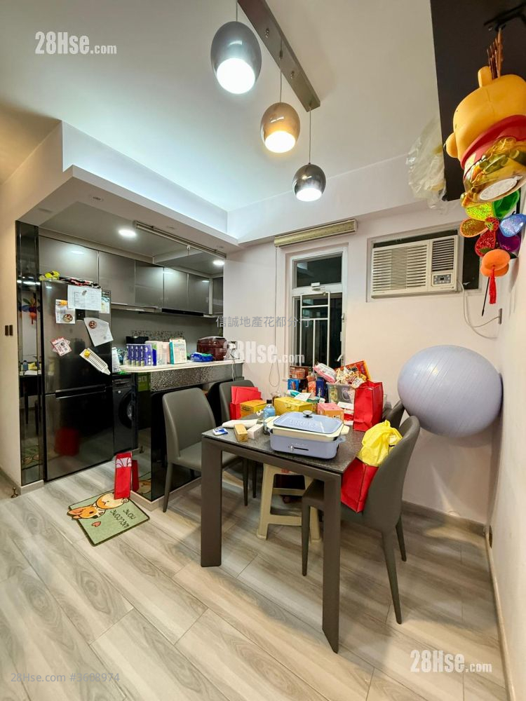 Flora Plaza Rental 2 Bedrooms , 1 Bathroom 413 ft² Flora Plaza Rental 2 Bedrooms , 1 Bathroom 413 ft²