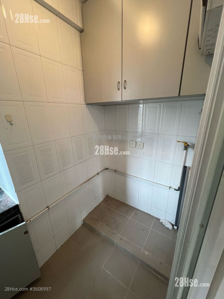 Causeway Centre Rental 1 Bedroom , 1 Bathroom 325 ft² Causeway Centre Rental 1 Bedroom , 1 Bathroom 325 ft²