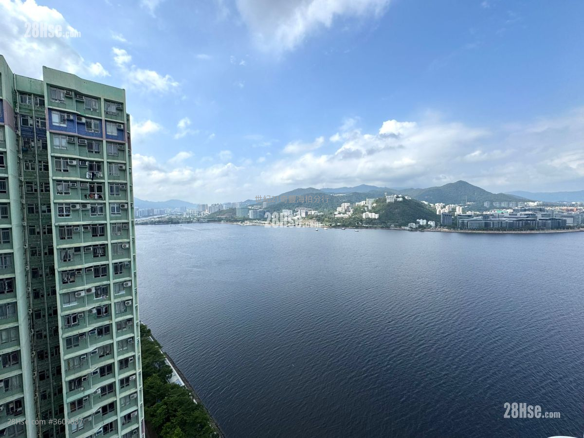 Kam Fung Court Sell 3 Bedrooms , 1 Bathroom 596 ft² Kam Fung Court Sell 3 Bedrooms , 1 Bathroom 596 ft²