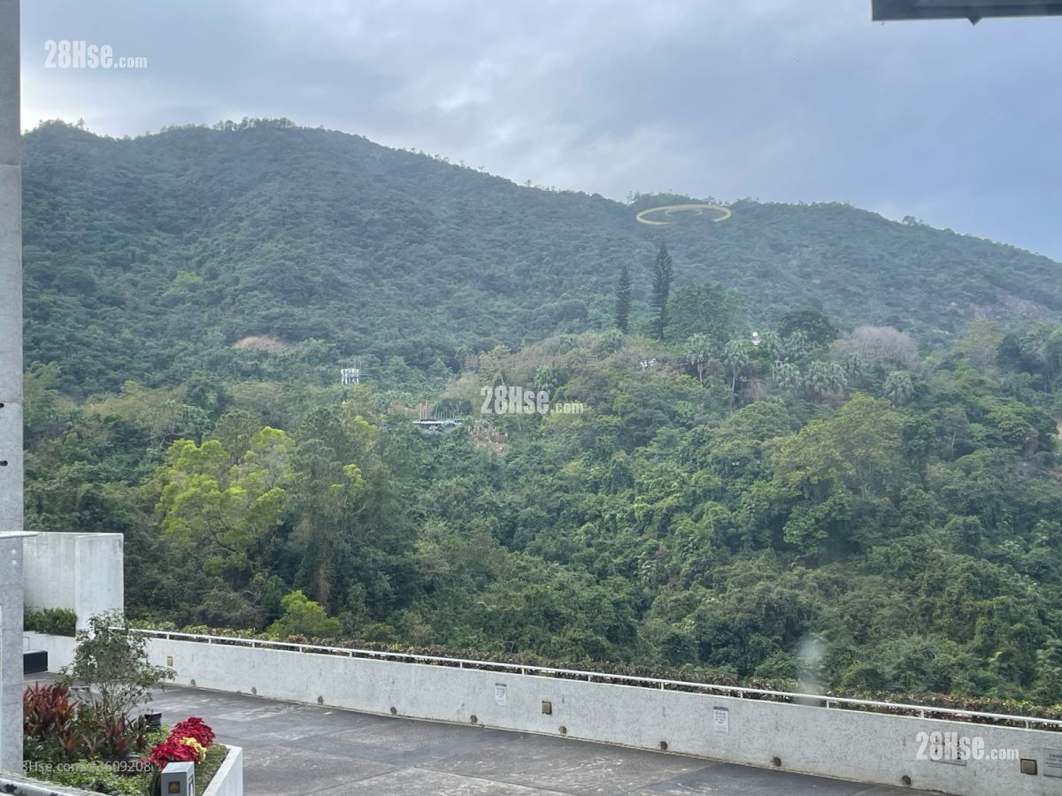 Kornhill Rental 3 Bedrooms , 2 Bathrooms 710 ft² Kornhill Rental 3 Bedrooms , 2 Bathrooms 710 ft²