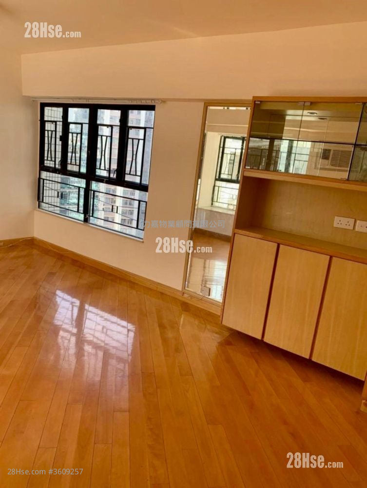 Cannon Garden Sell 3 Bedrooms , 2 Bathrooms 594 ft² Cannon Garden Sell 3 Bedrooms , 2 Bathrooms 594 ft²