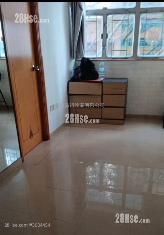 Pak Ling Building Rental 2 Bedrooms , 1 Bathroom 355 ft²