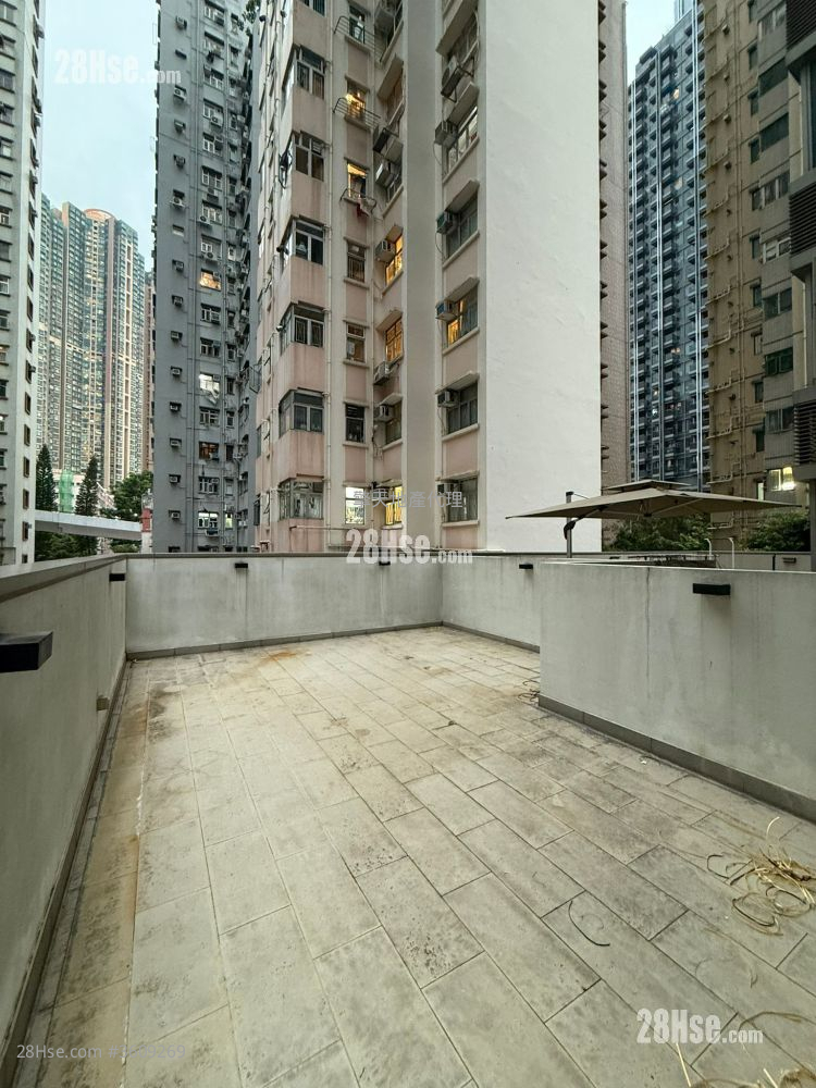 High West Sell 293 ft² High West Sell 293 ft²
