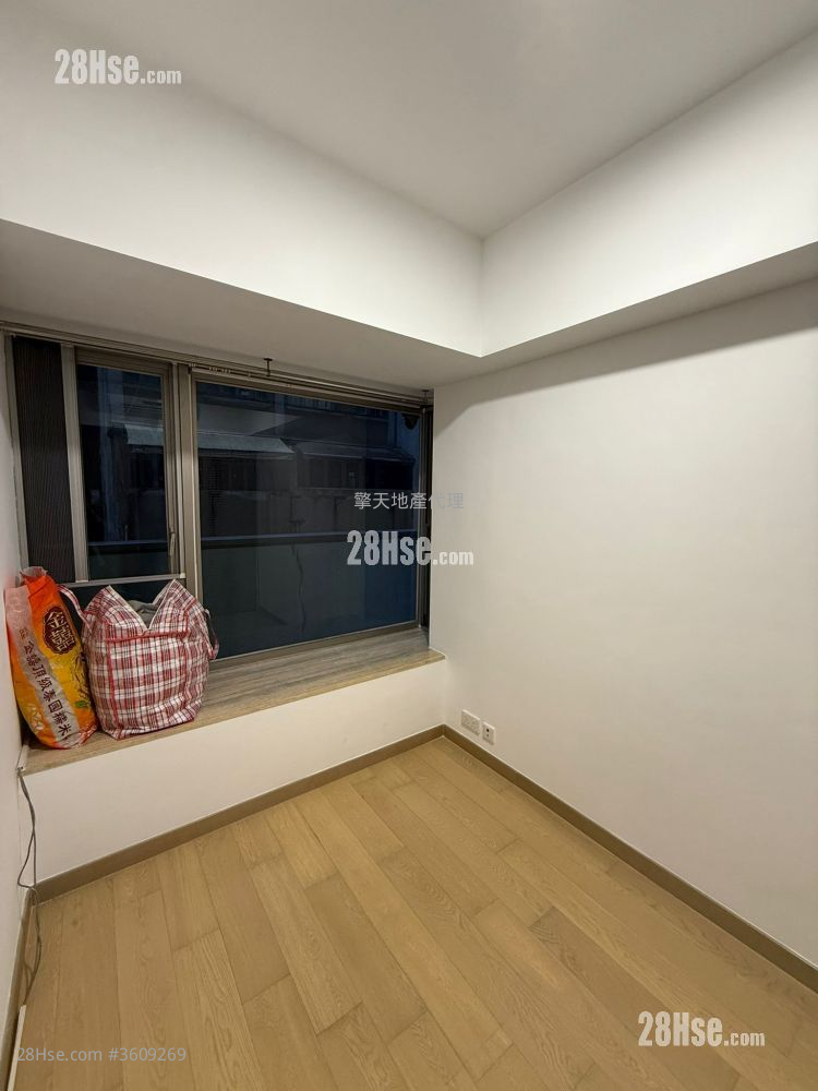 High West Sell 293 ft² High West Sell 293 ft²