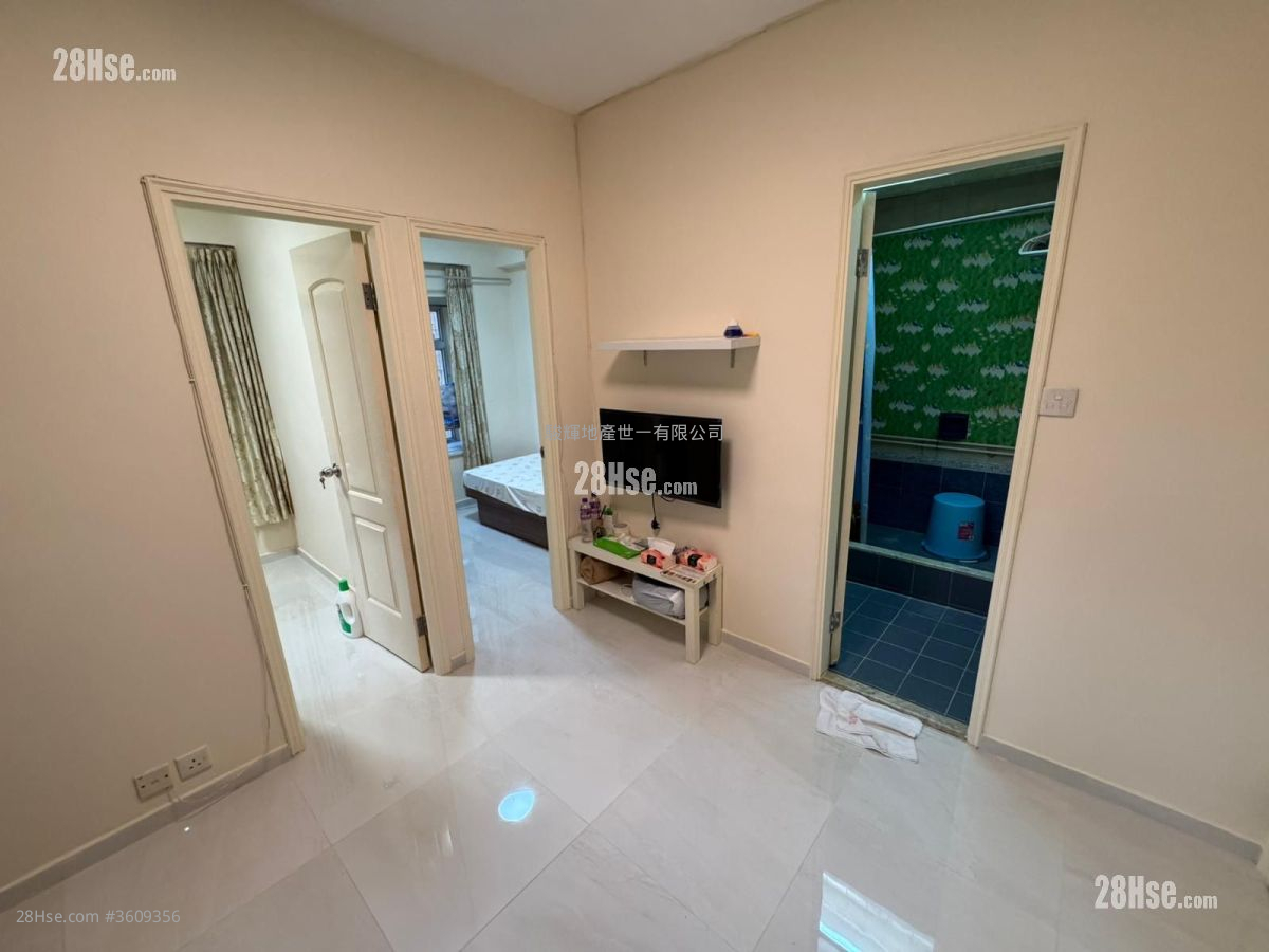 Hung Hay Building Rental 2 Bedrooms , 1 Bathroom 305 ft² Hung Hay Building Rental 2 Bedrooms , 1 Bathroom 305 ft²