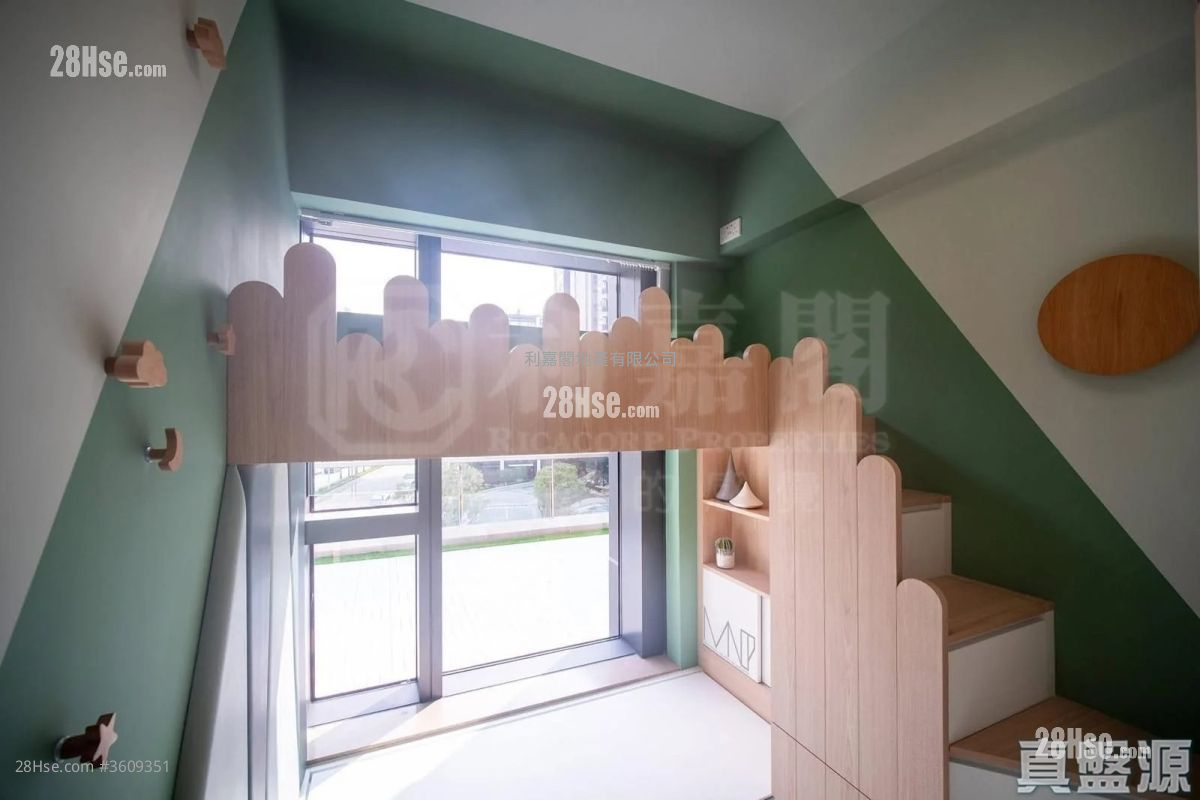 The Wings Rental 3 Bedrooms 788 ft² The Wings Rental 3 Bedrooms 788 ft²
