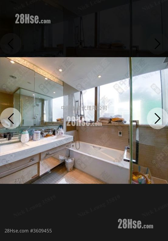 Domus Sell 3 Bedrooms 1,986 ft² Domus Sell 3 Bedrooms 1,986 ft²