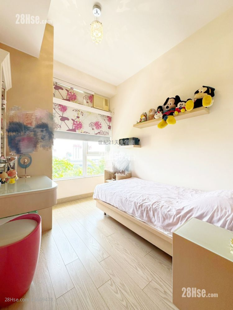 漣山 售盤 3 房 , 2 浴室 941 平方呎 漣山 售盤 3 房 , 2 浴室 941 平方呎