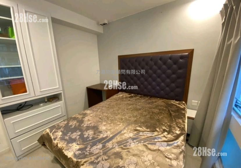 Flora Garden Sell 3 Bedrooms , 2 Bathrooms 681 ft² Flora Garden Sell 3 Bedrooms , 2 Bathrooms 681 ft²