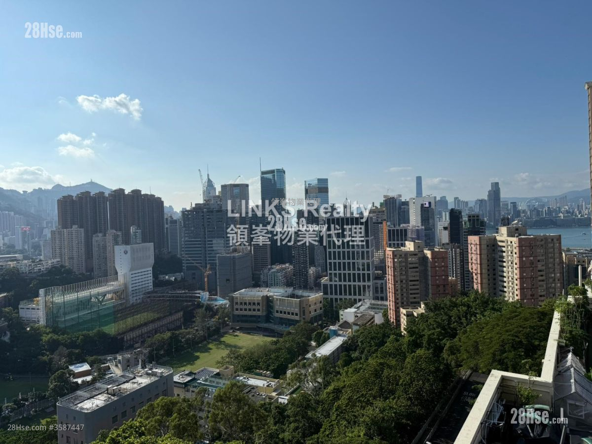 Scenic Lodge Rental 3 Bedrooms , 2 Bathrooms 1,841 ft²