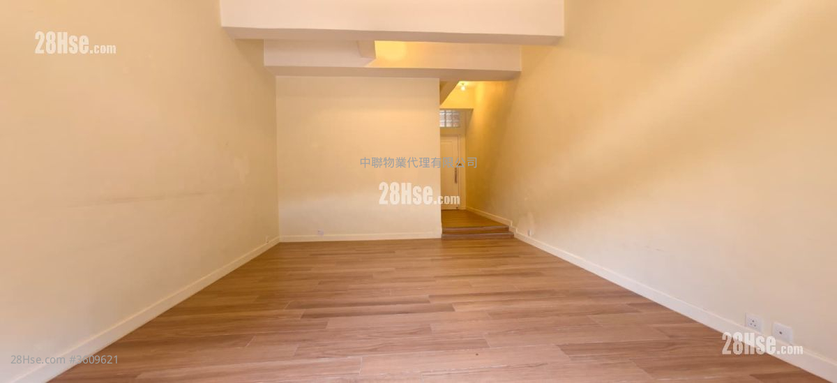 Ville De Cascade Rental 3 Bedrooms , 2 Bathrooms 1,760 ft² Ville De Cascade Rental 3 Bedrooms , 2 Bathrooms 1,760 ft²