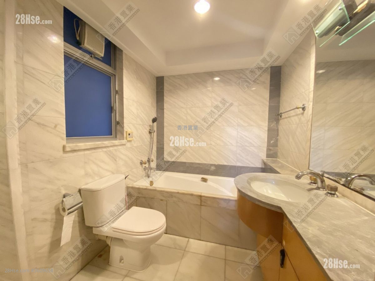 The Waterfront Sell 3 Bedrooms 943 ft² The Waterfront Sell 3 Bedrooms 943 ft²