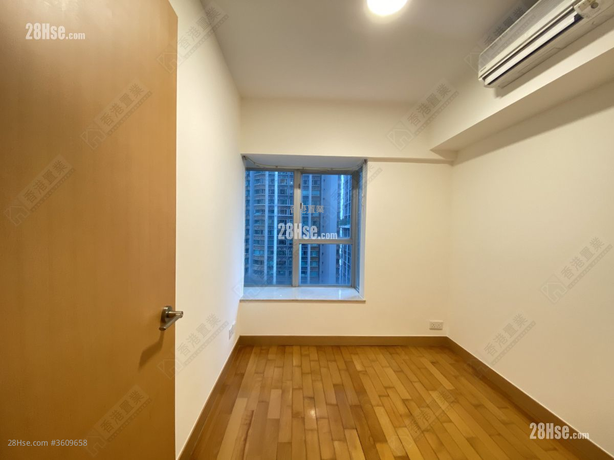 The Waterfront Sell 3 Bedrooms 943 ft² The Waterfront Sell 3 Bedrooms 943 ft²